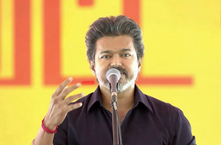 “எந்த மேம்பால டெண்டர் ரத்து?” கரூரில் முதல்வர் விஜய் பேச்சால் பரபரப்பு... அதிகாரிகள் விளக்கம் தேடும் நிலை